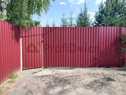профиль с20 на забор, цвет RAL 3005 красное вино