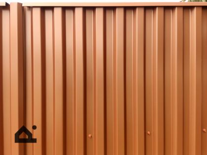 Забор из профлиста C21 Quarzit Cuprum Steel