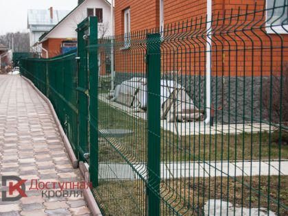 Забор из сварной сетки, цвет зелёный
